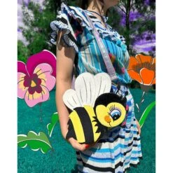 Bee Holder Bag -Masquerade Shoes B229 01Abeeholder ca13251a 409a 401b 89e5 cfe3fca6f330